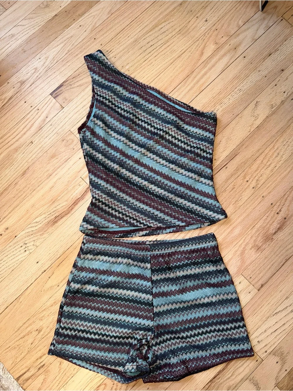 N/A sleeveless one